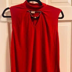 RED SLEEVELESS BLOUSE-SMALL